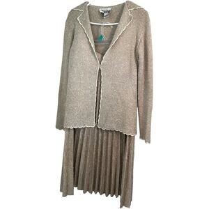 Vintage Label St John designed by Marie Gray Boucle Suit Cardigan Pleated Skirt